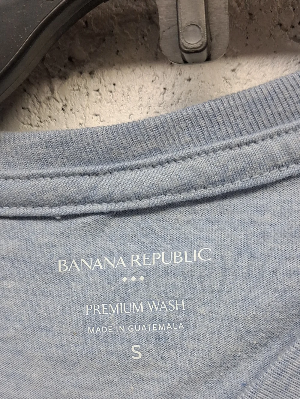 NWT Banana Republic Light Blue Men’s Crew Neck T‑Shirt